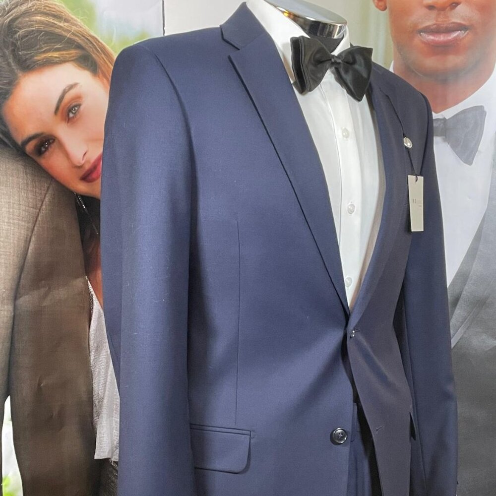 Ike Behar Navy Collin Dress Suit